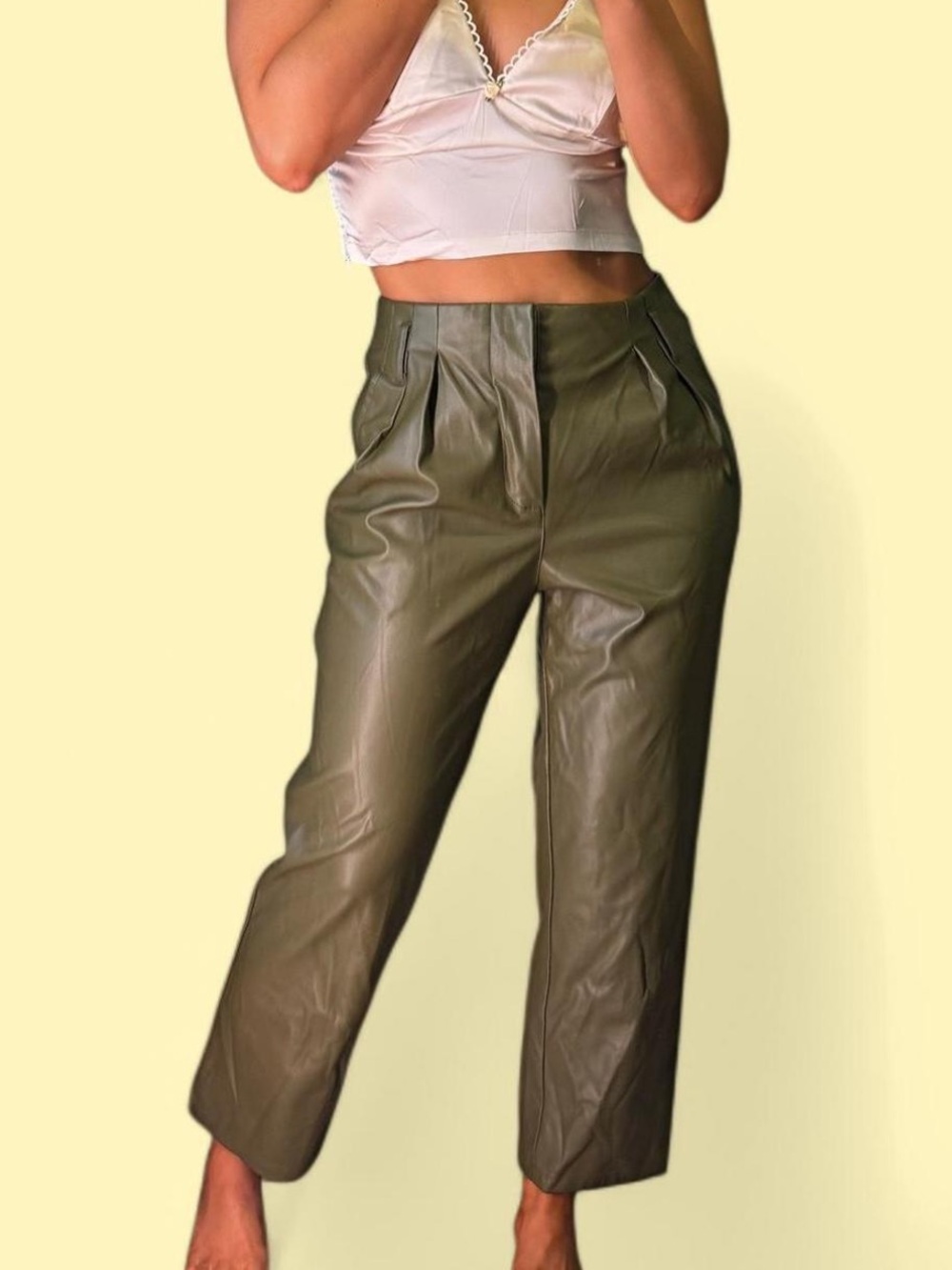 Who What Wear Olive Green Vegan Leather Cropped Trousers